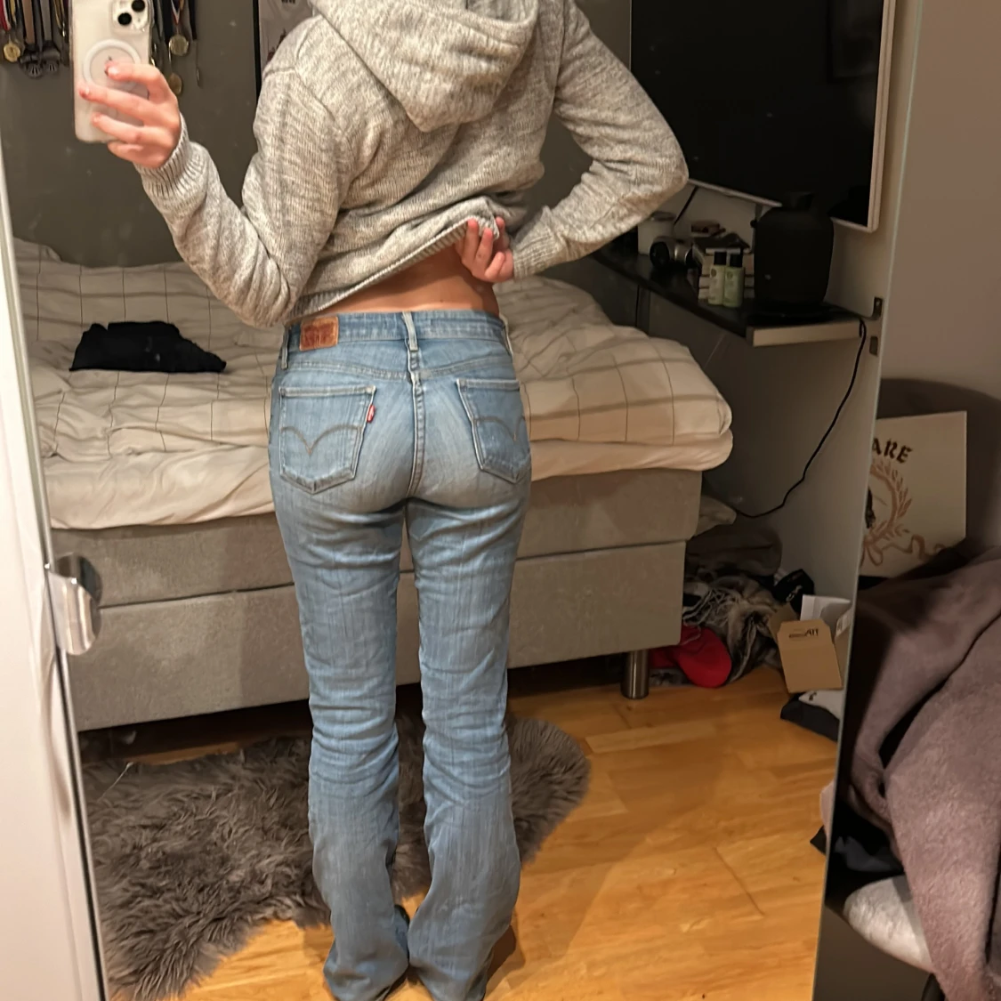 Levi’s bootcut jeans - 90