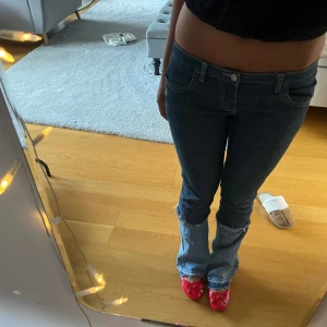 Unika jeans - Lågmidjade unika jeans