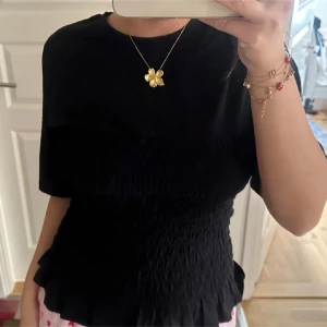 Hm topp  - Jätte fin hm topp