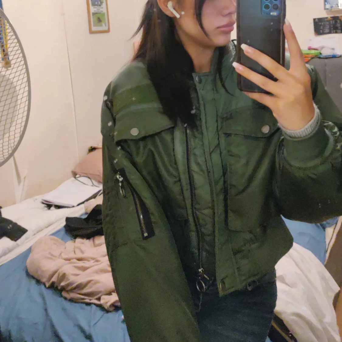 Varm grön bomberjacka  - 90