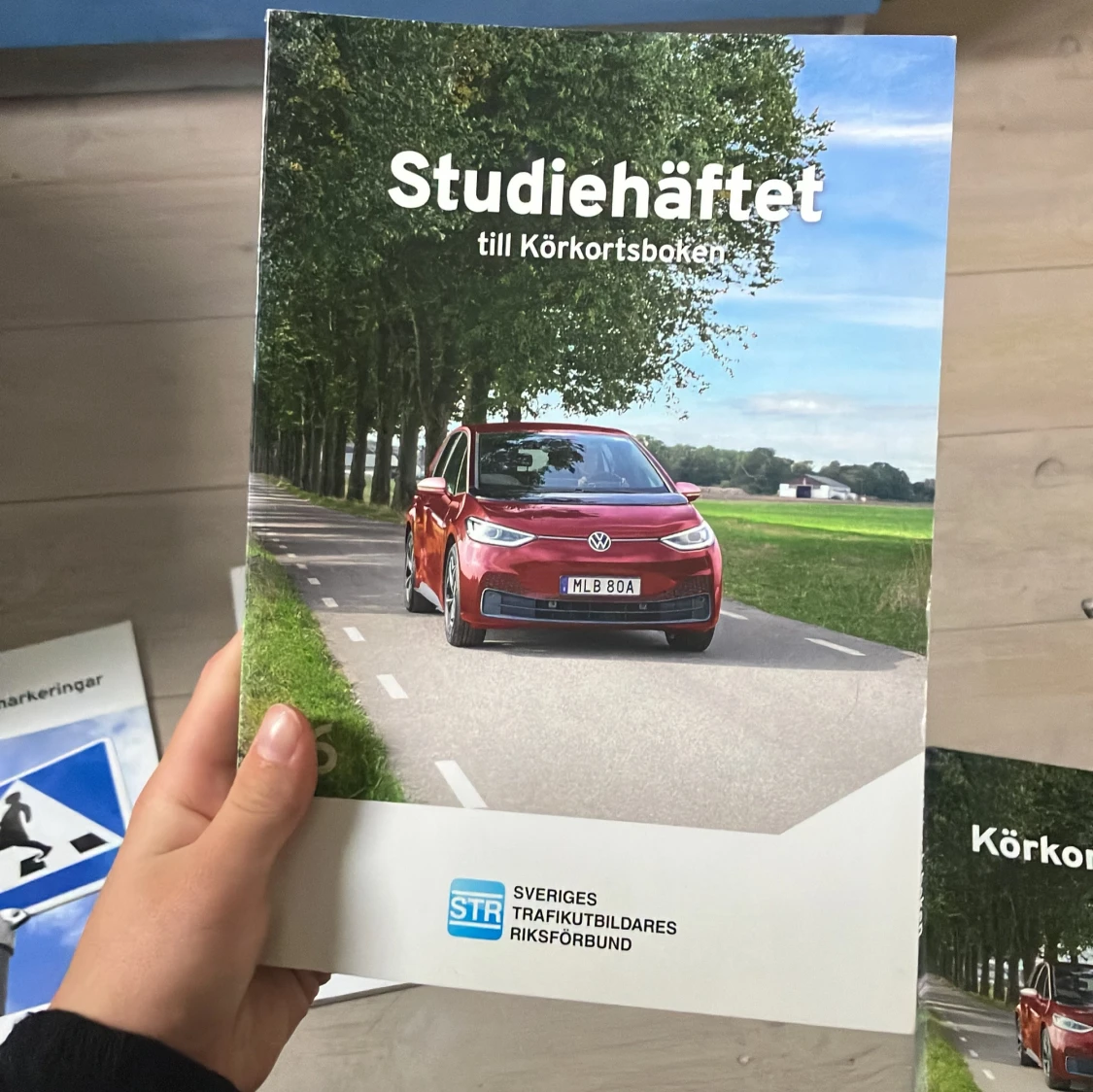 Körkortsböcker - teori  - 91