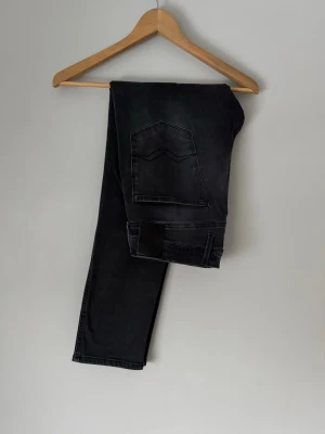 Replay Anbass jeans  - Mörkgrå Replay Anbass jeans | storlek 31/30 | Grymt skick | Ställ gärna frågor 🙌🏼