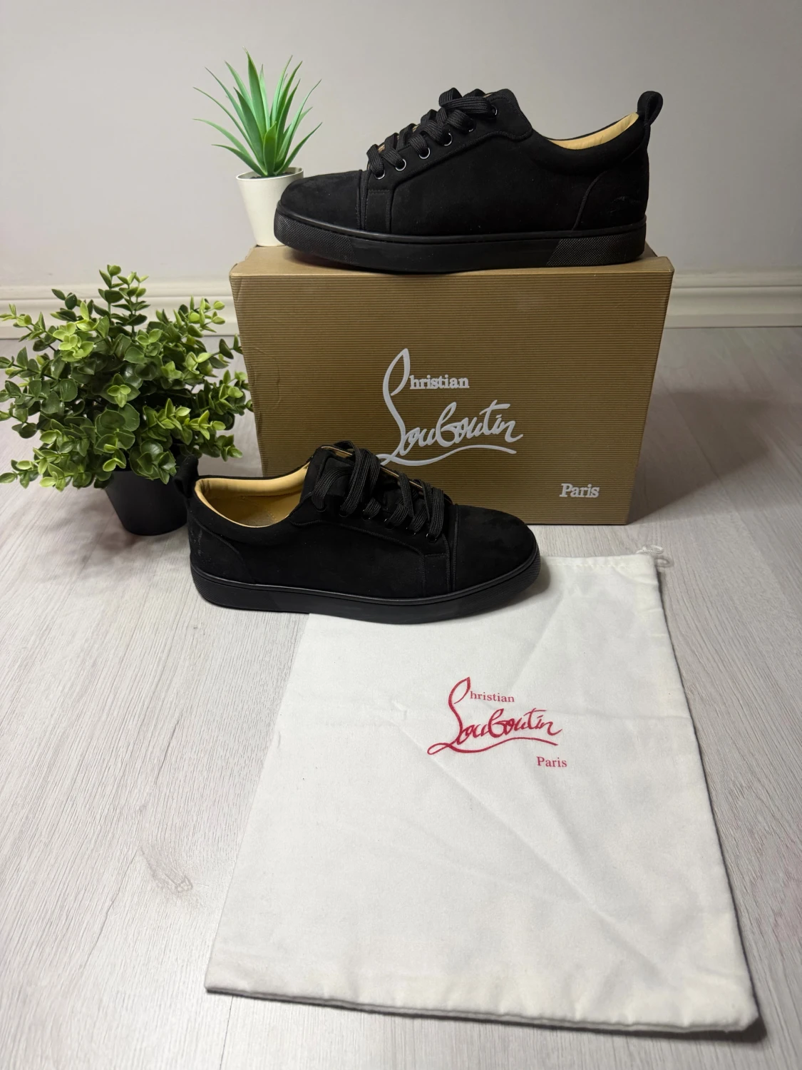 Christian Louboutin - 1