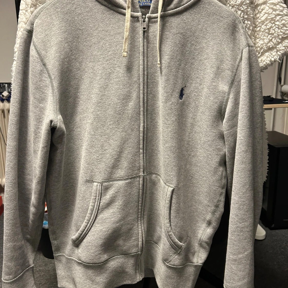 Grå hoodie från Polo Ralph Lauren