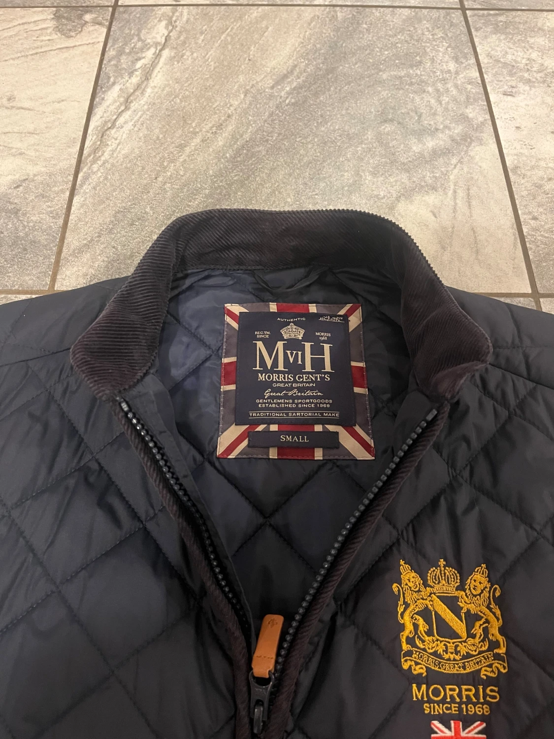 Mörkblå quiltad väst från Morris - 1