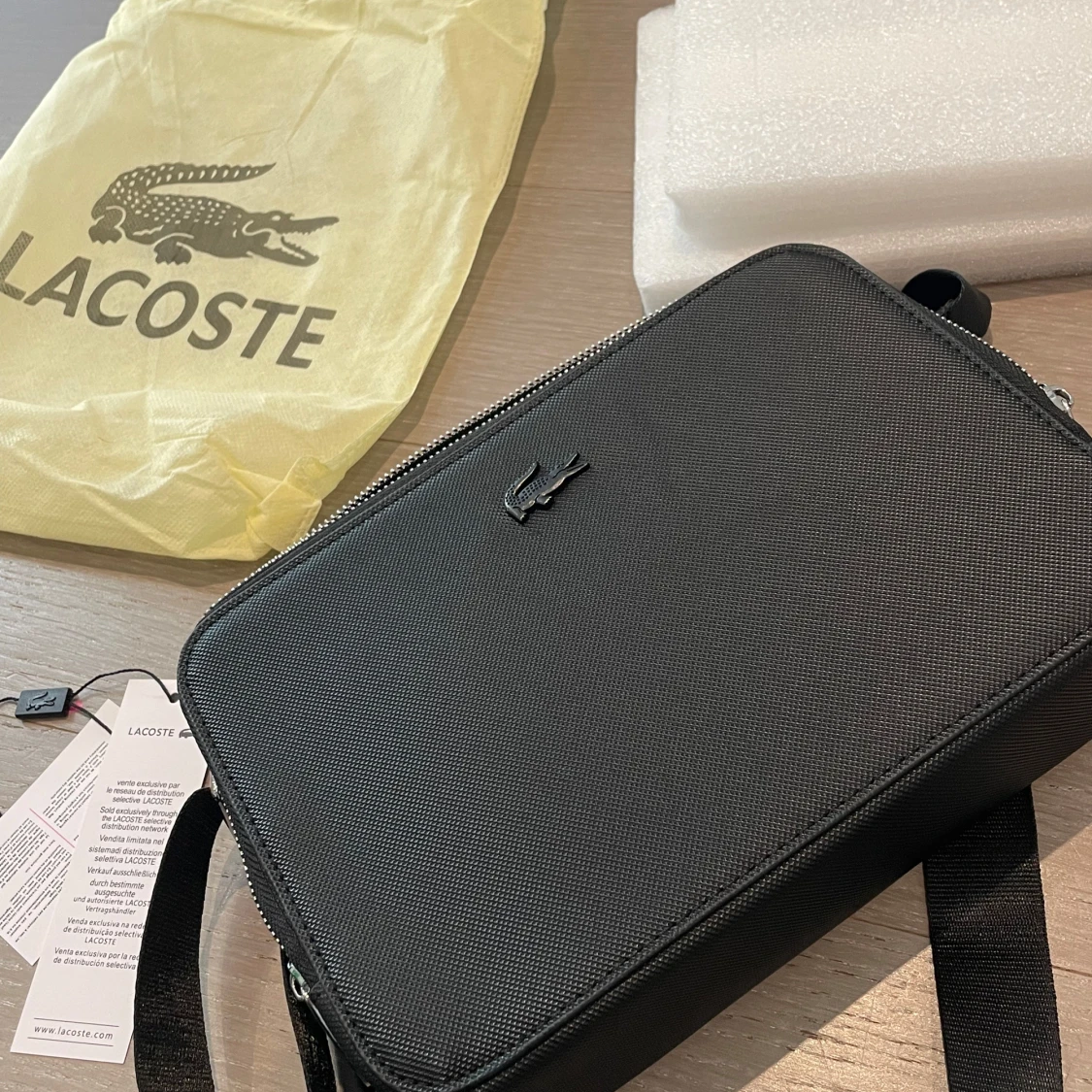 Lacoste bag