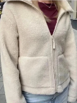 Teddy jacka - Teddy jacka från H&M!