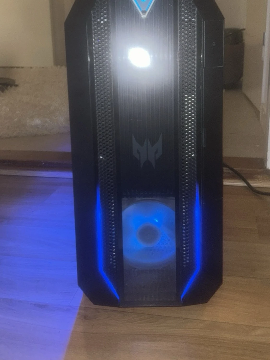 Acer Predator Orion 3000 - 4