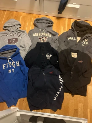 Hollister,Abercrombie,Ralph Lauren Drop  - Stort Drop!! Kontakta vid köp i förtur. Allt kommer ut snart med mera så följ gärna för att inte missa 😃Olika storlekar S M L Herr 