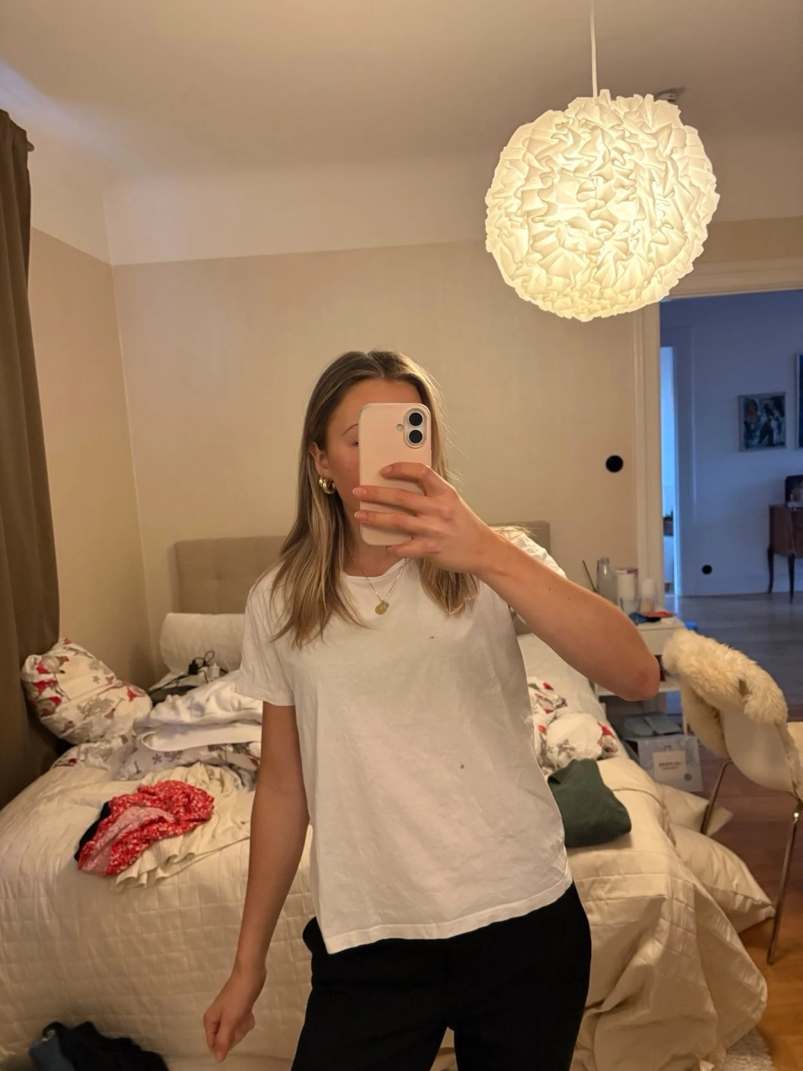 Vit t-shirt från 157 i bomull