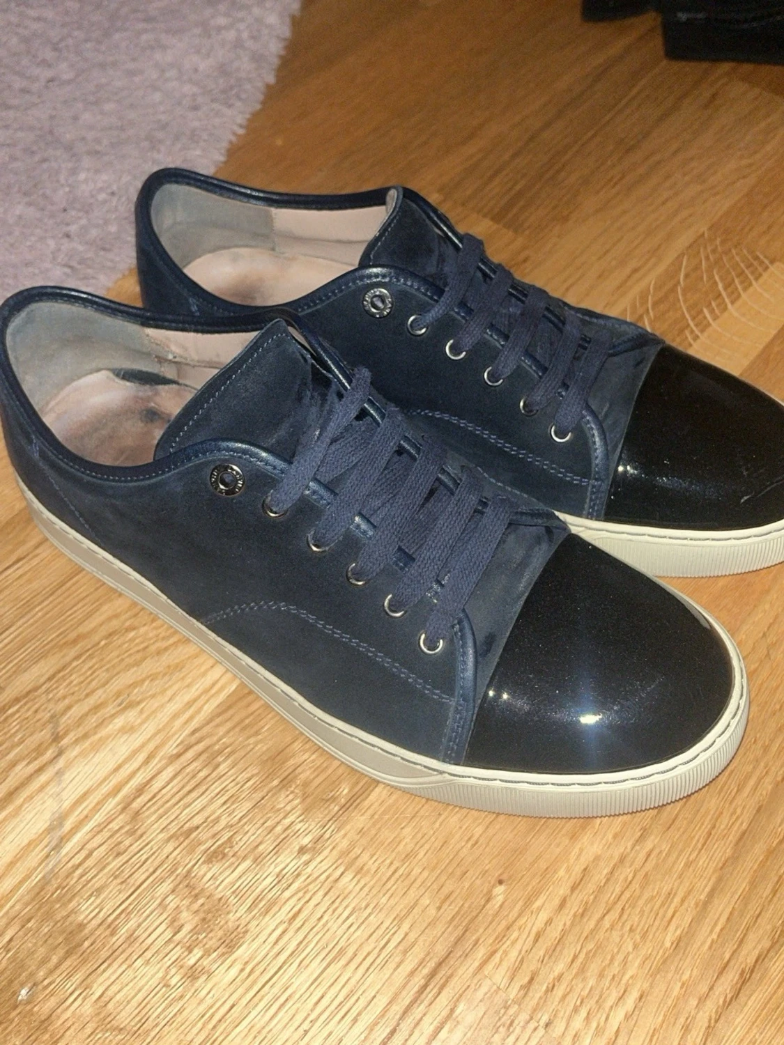 Mörkblå sneakers från Lanvin - 2