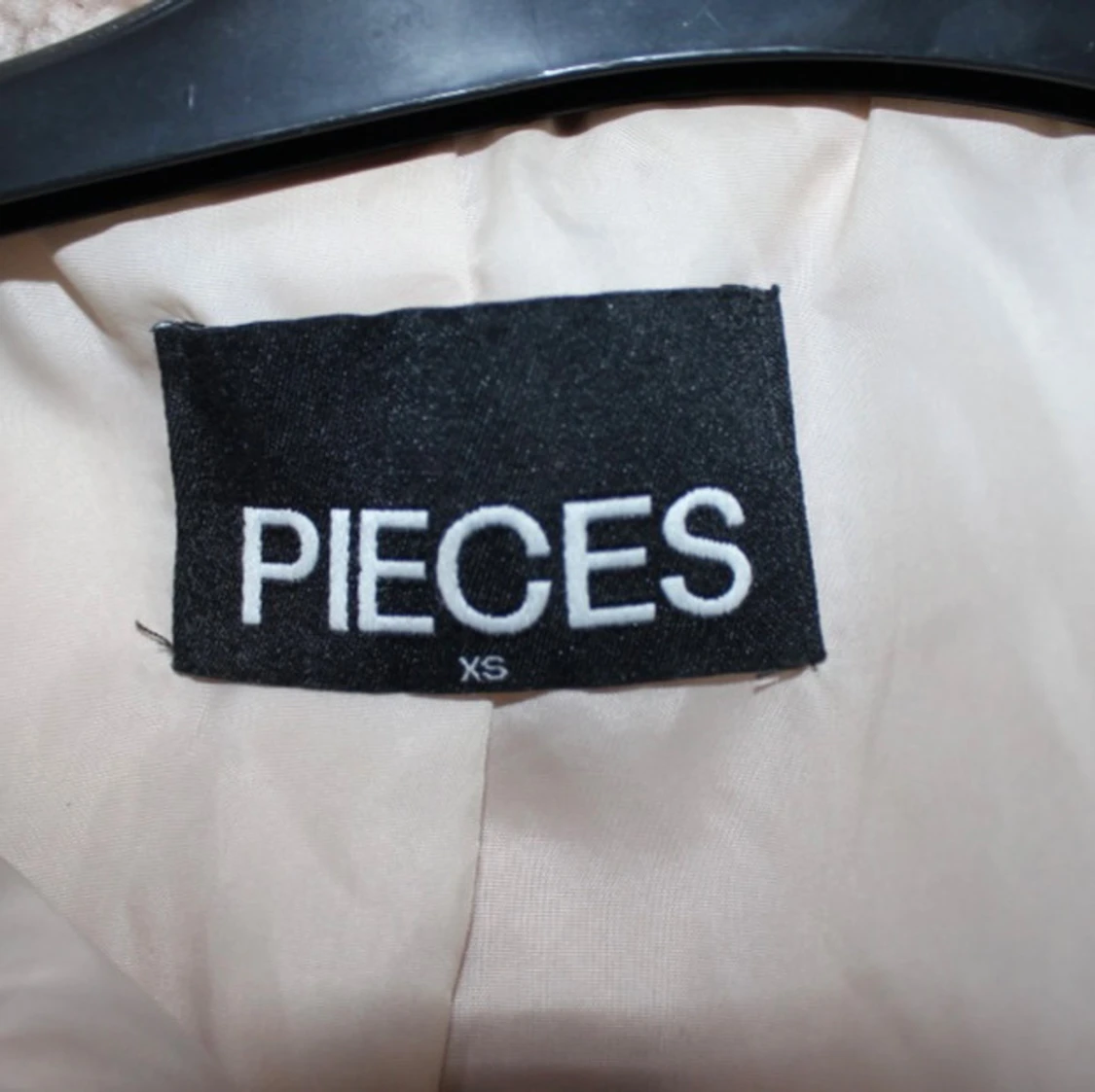 Beige teddyjacka från Pieces XS - 1