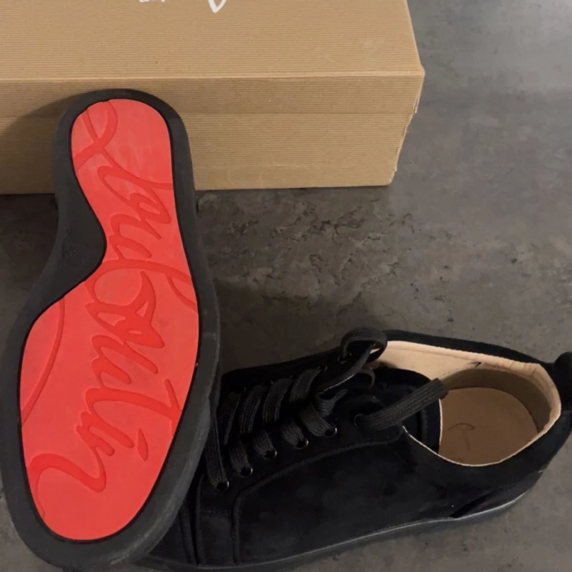 Svarta sneakers från Christian Louboutin - 2