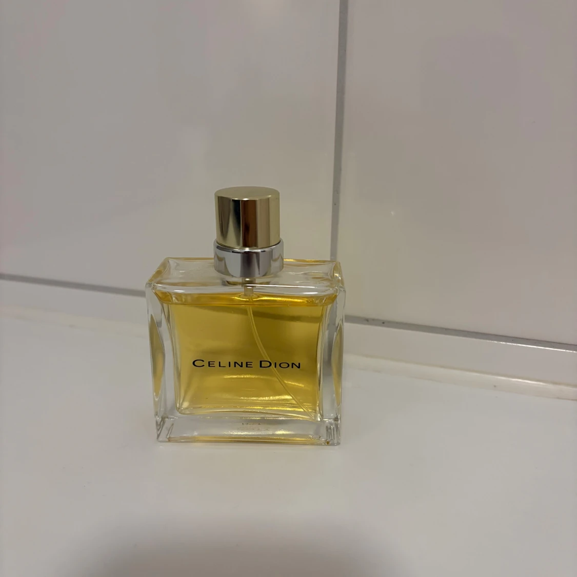 Celine Dion parfymflaska - 1