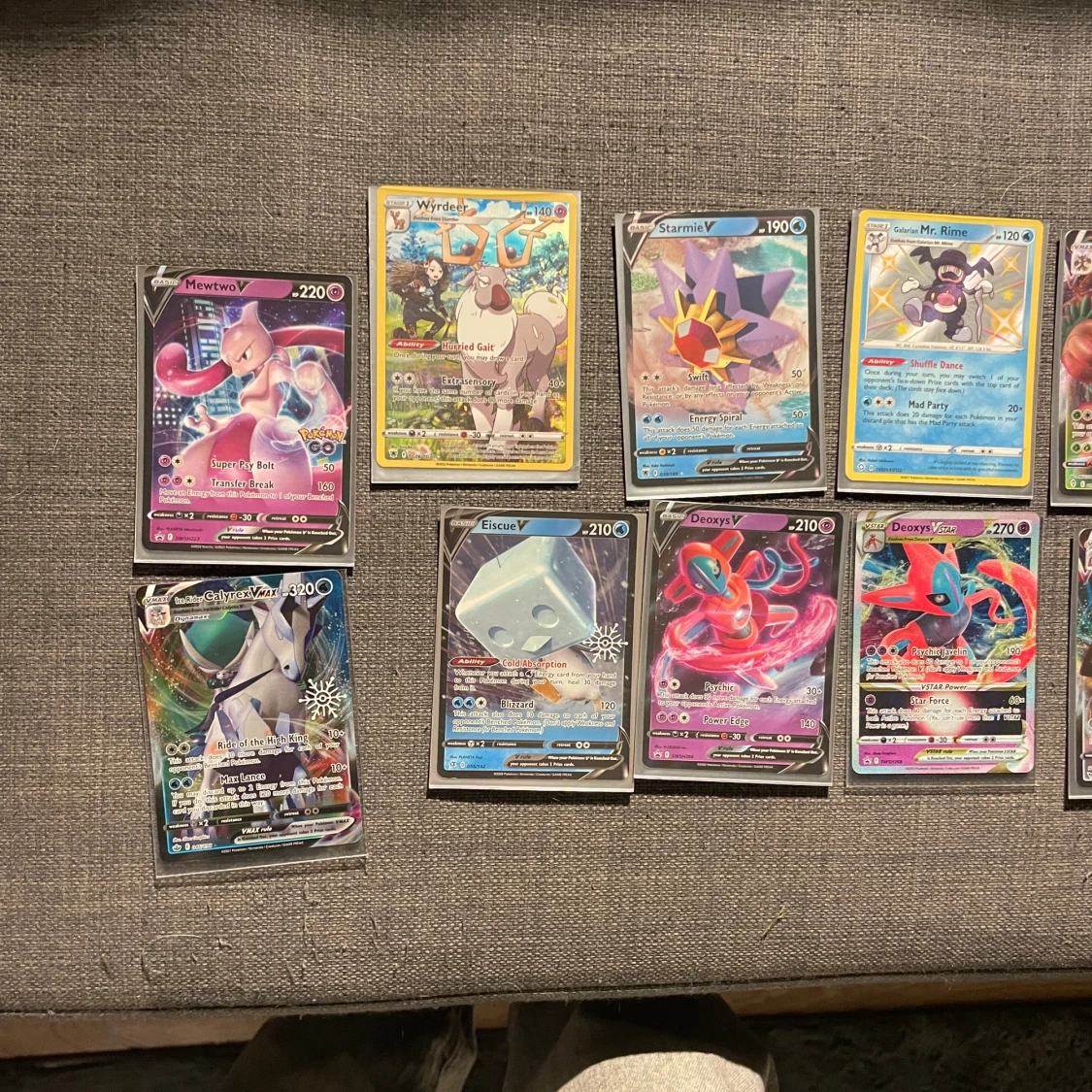 Pokémon V och VMAX kortsamling - 1