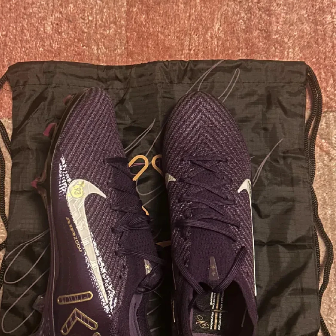 Lila Nike Mercurial fotbollsskor