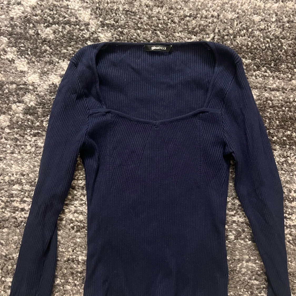 Marinblå topp Gina - 2