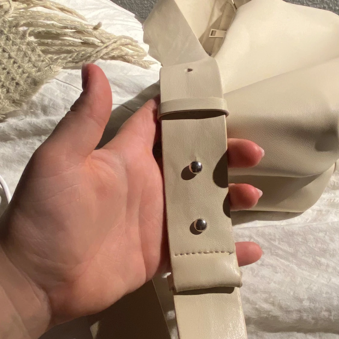 Beige axelväska  med dragkedja - 2