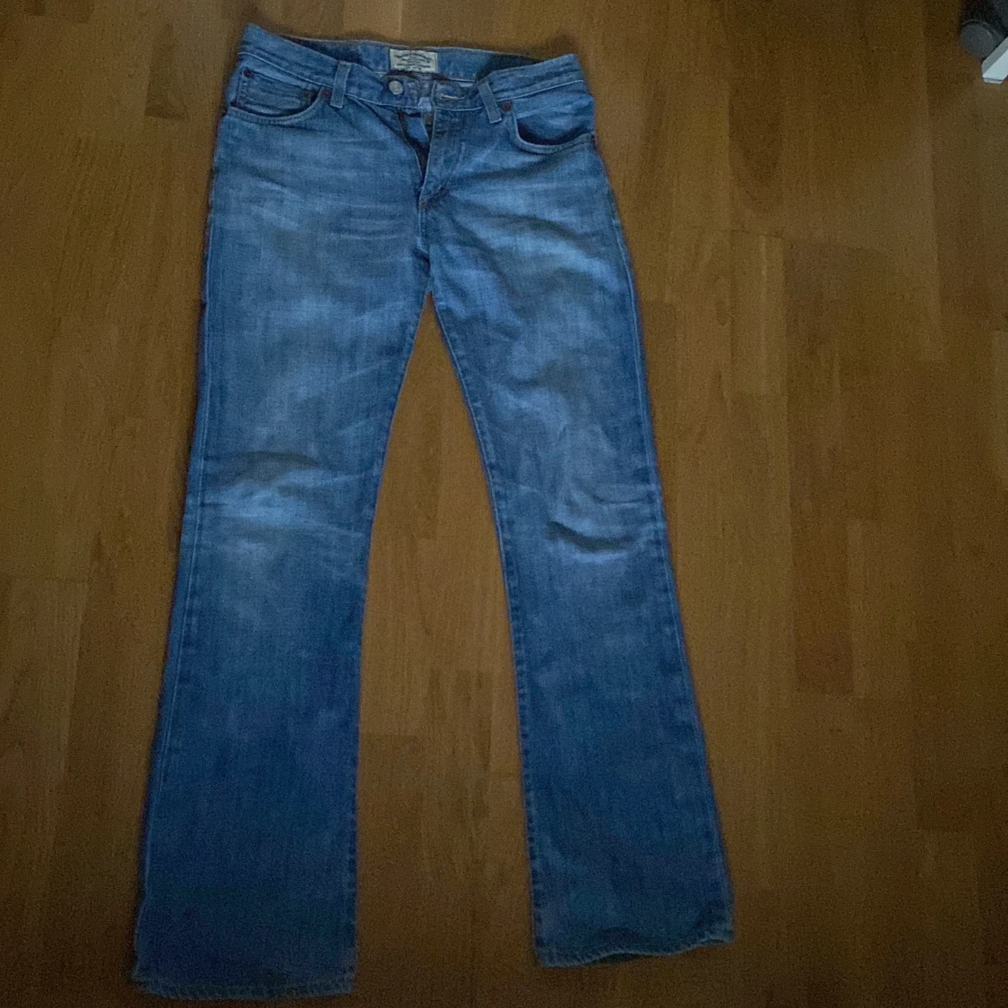 Blå bootcut jeans från Crocker - 1