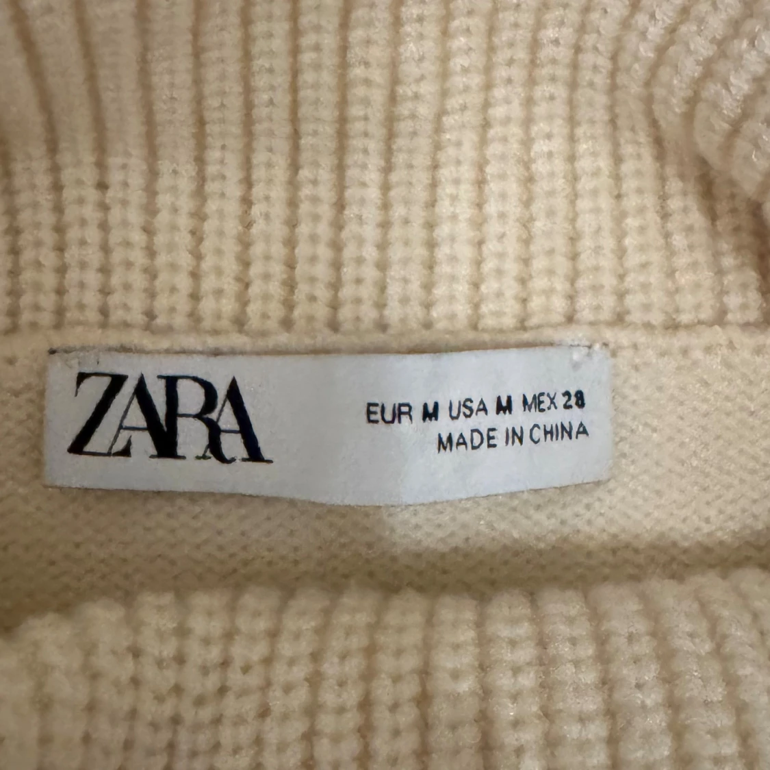 Beige stickad polotopp från Zara - 3