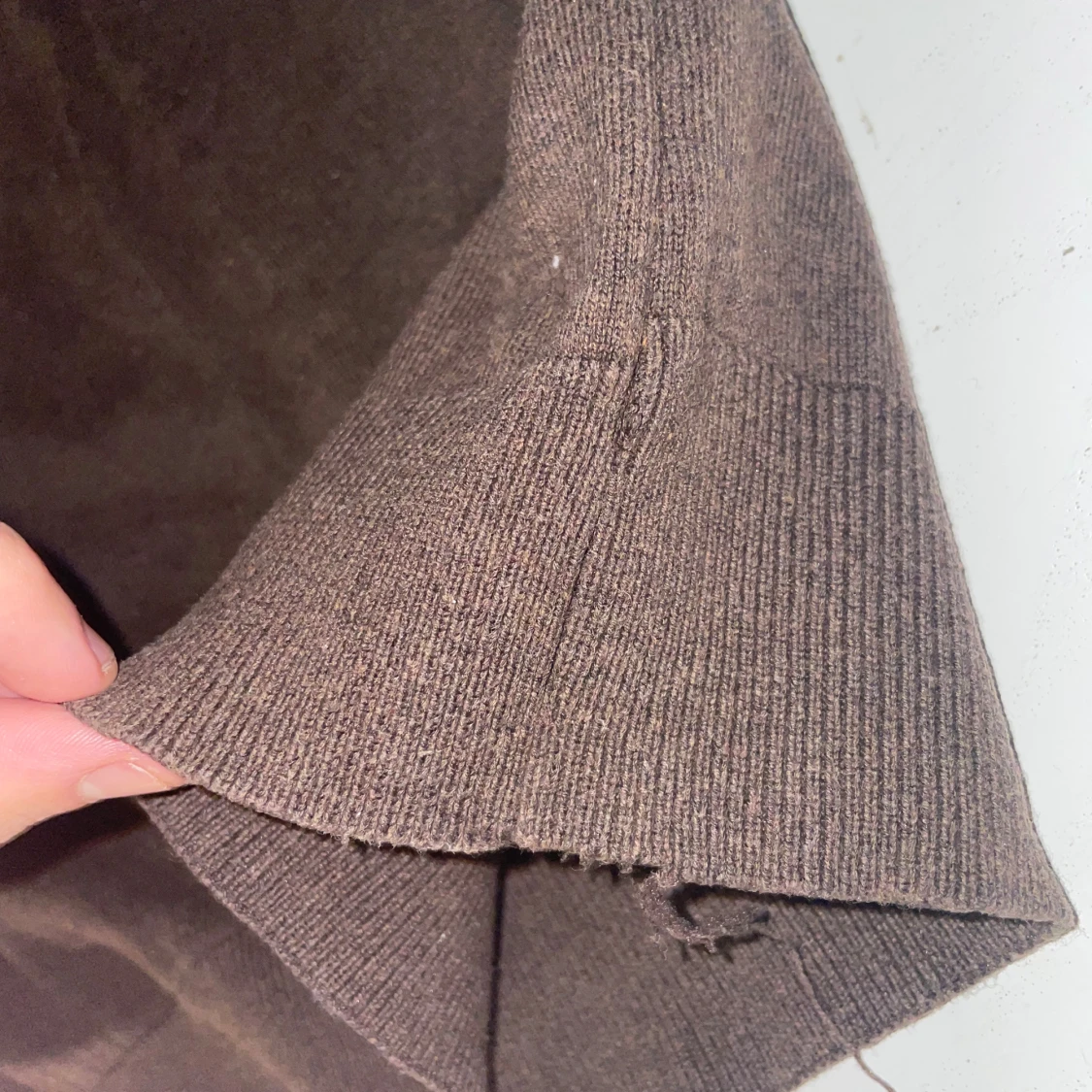 Brun tröja från indicode - 3