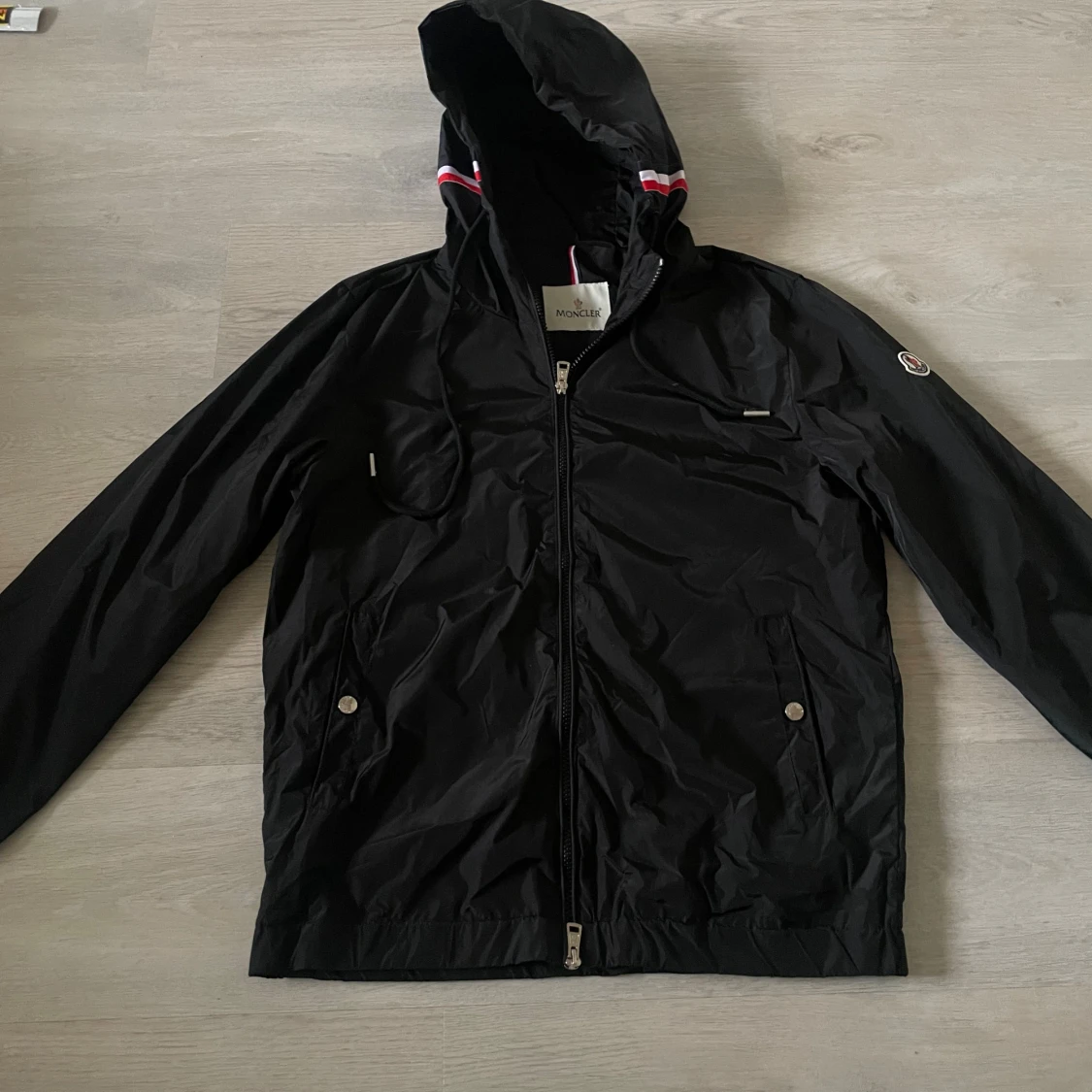 Svart moncler windbraker