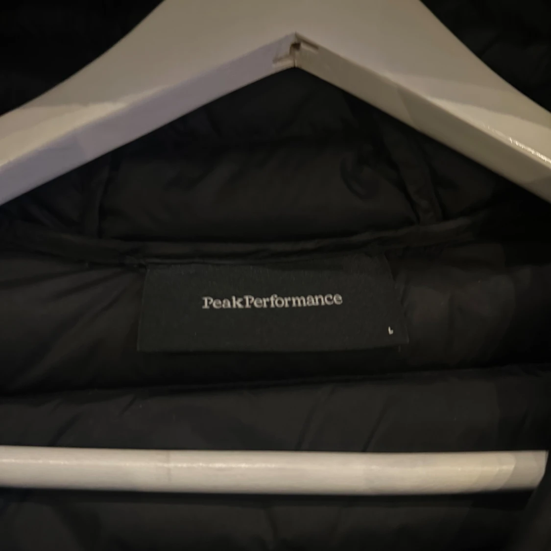 Svart dunjacka Peak Performance L - 3