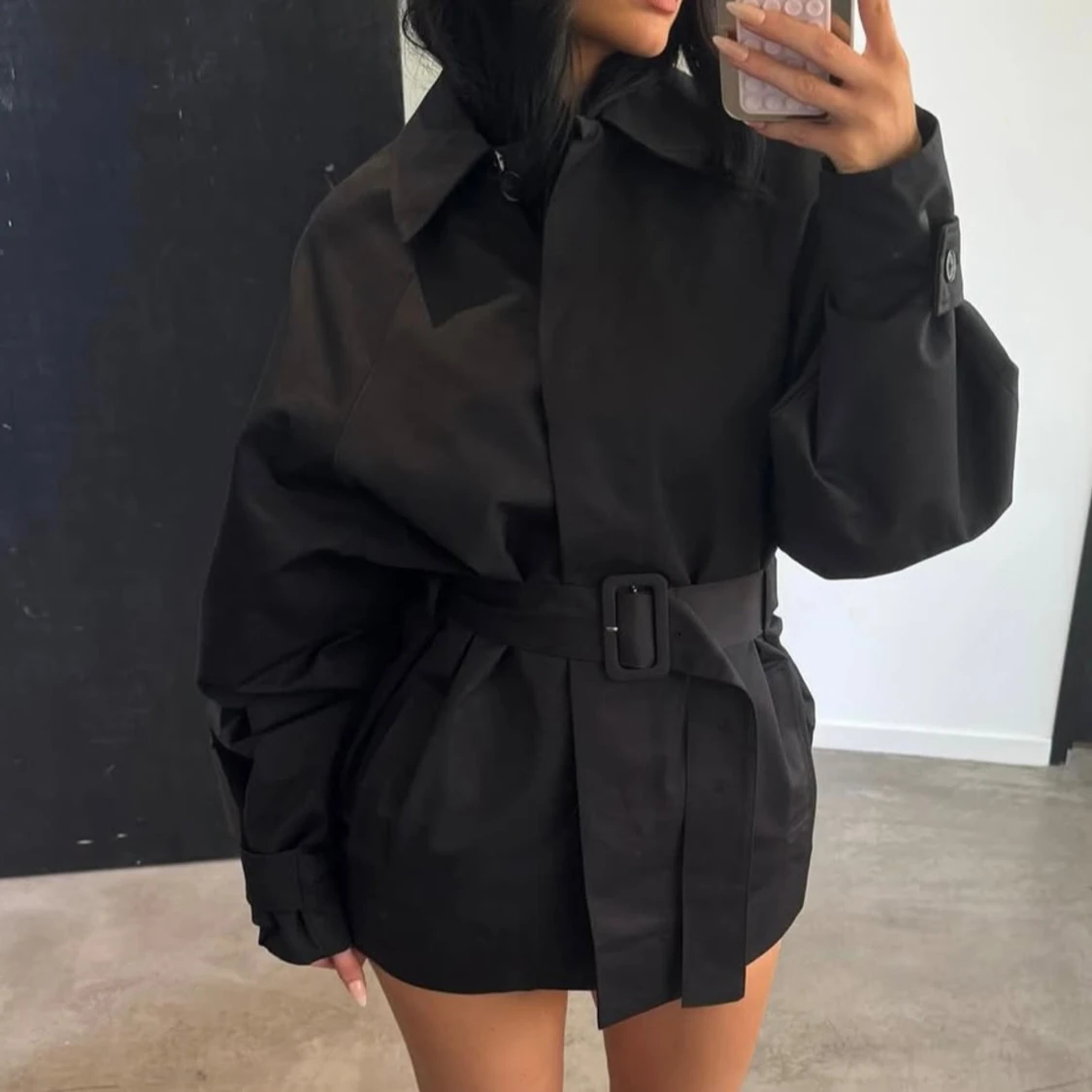 Svart trenchcoat med bälte från KHY,Kylie Jenner  SLUTSÅLD FAVORIT!! - 4