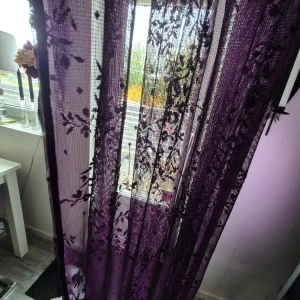 Gardiner jotex 2st lila - 250 cm långa 115 cm breda   Fint skick