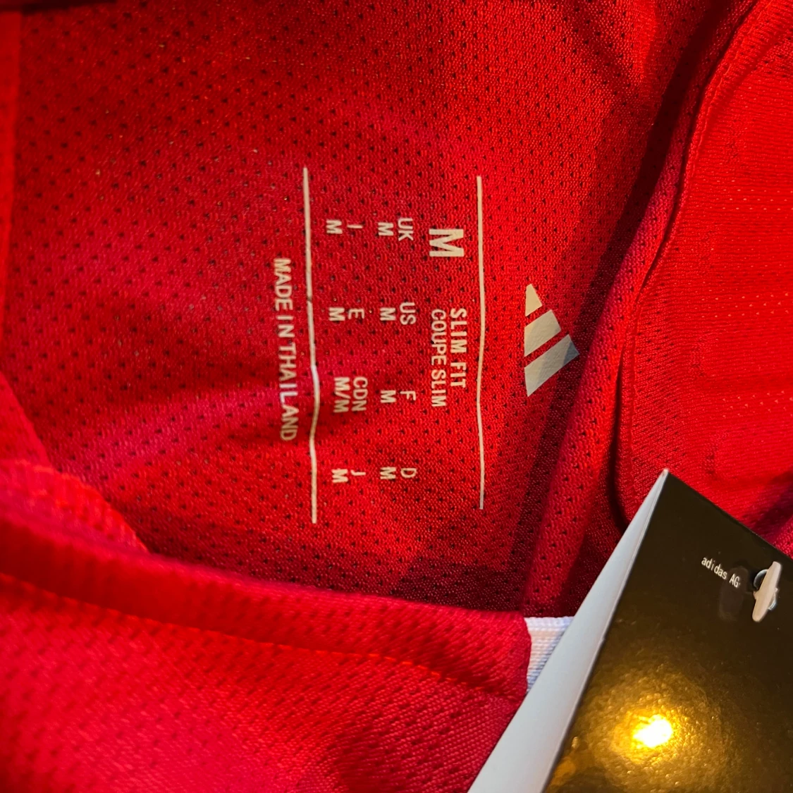 Liverpool röd fotbollströja Adidas M - 2