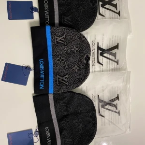 Mössor - Aldrig använda perfekt inför vintern👍🏻