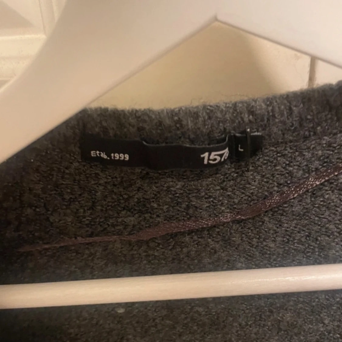 Mörkgrå kofta från 157 i ull - 1