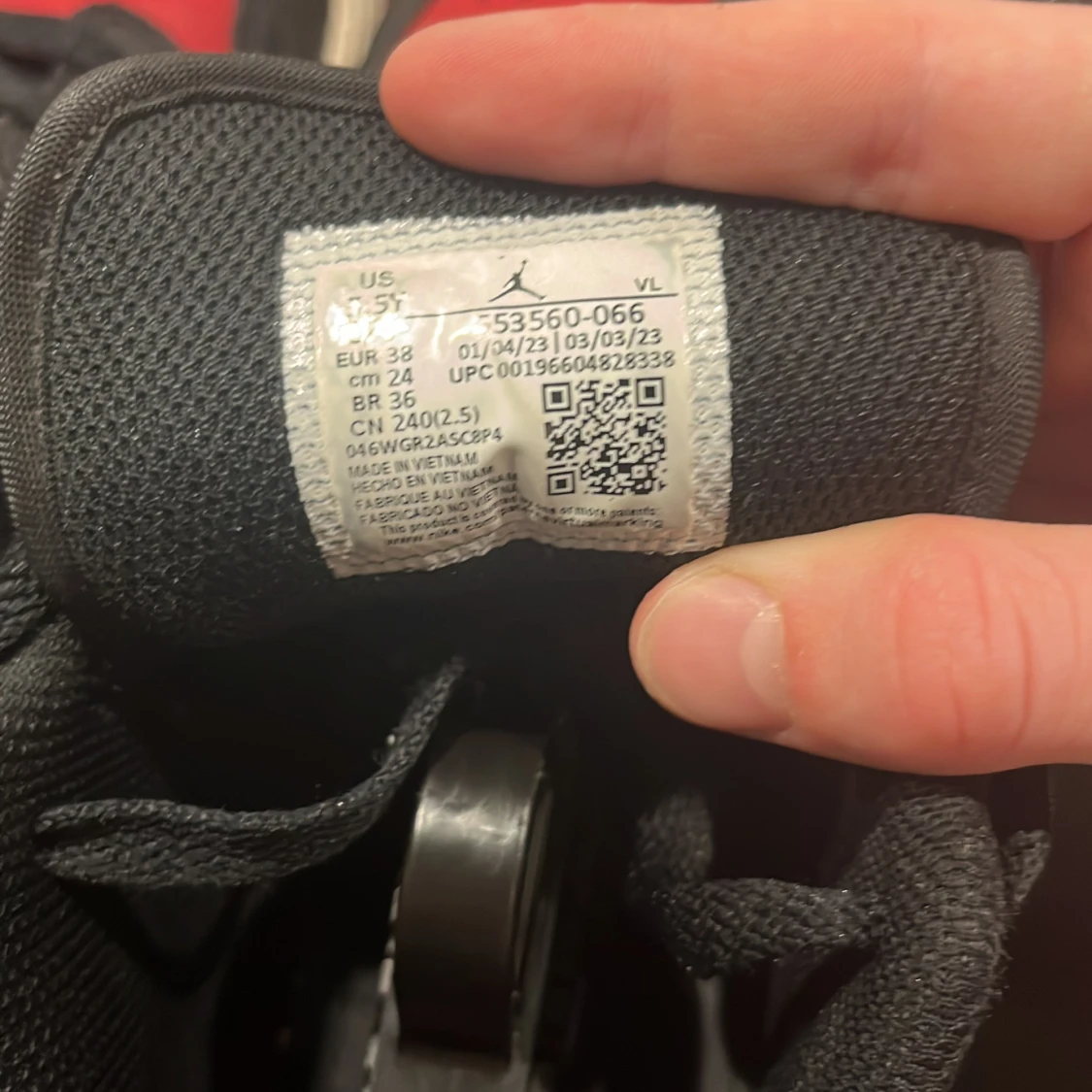 Nike Air Jordan 1 Low svart/röd 38 - 2