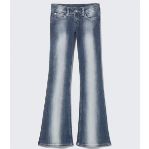 Cheap Monday jeans - säljer mina jeans eftersom dom inte kommer till användning 💕 Använd 1 gång och är som nya 🫶🏼