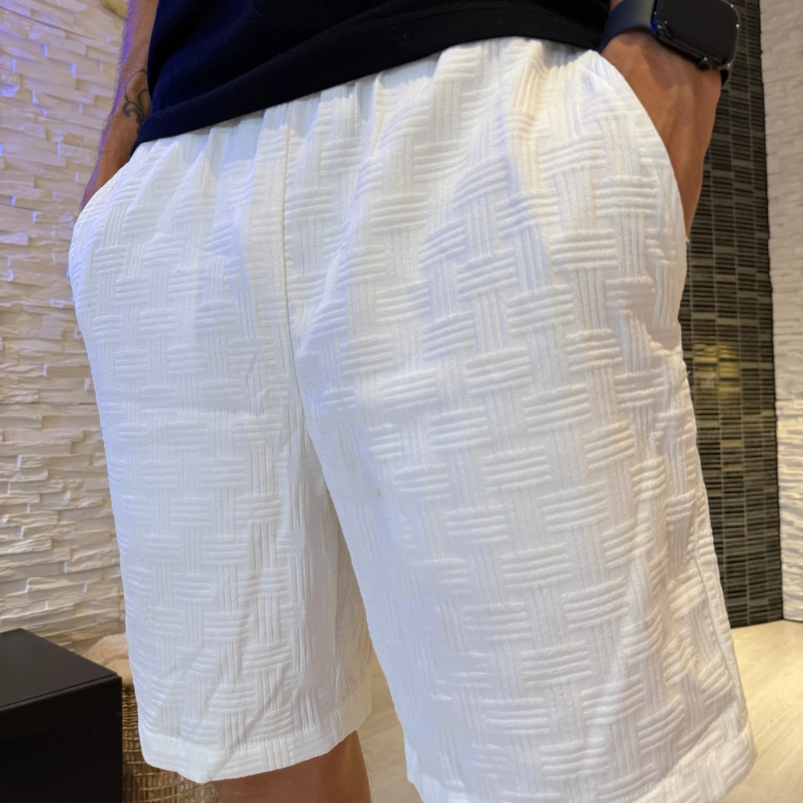 Vita strukturerade shorts med resår - 3