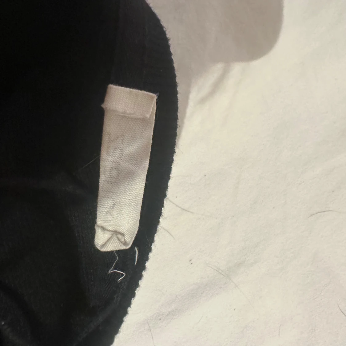 Svart långärmad croppad topp - 3