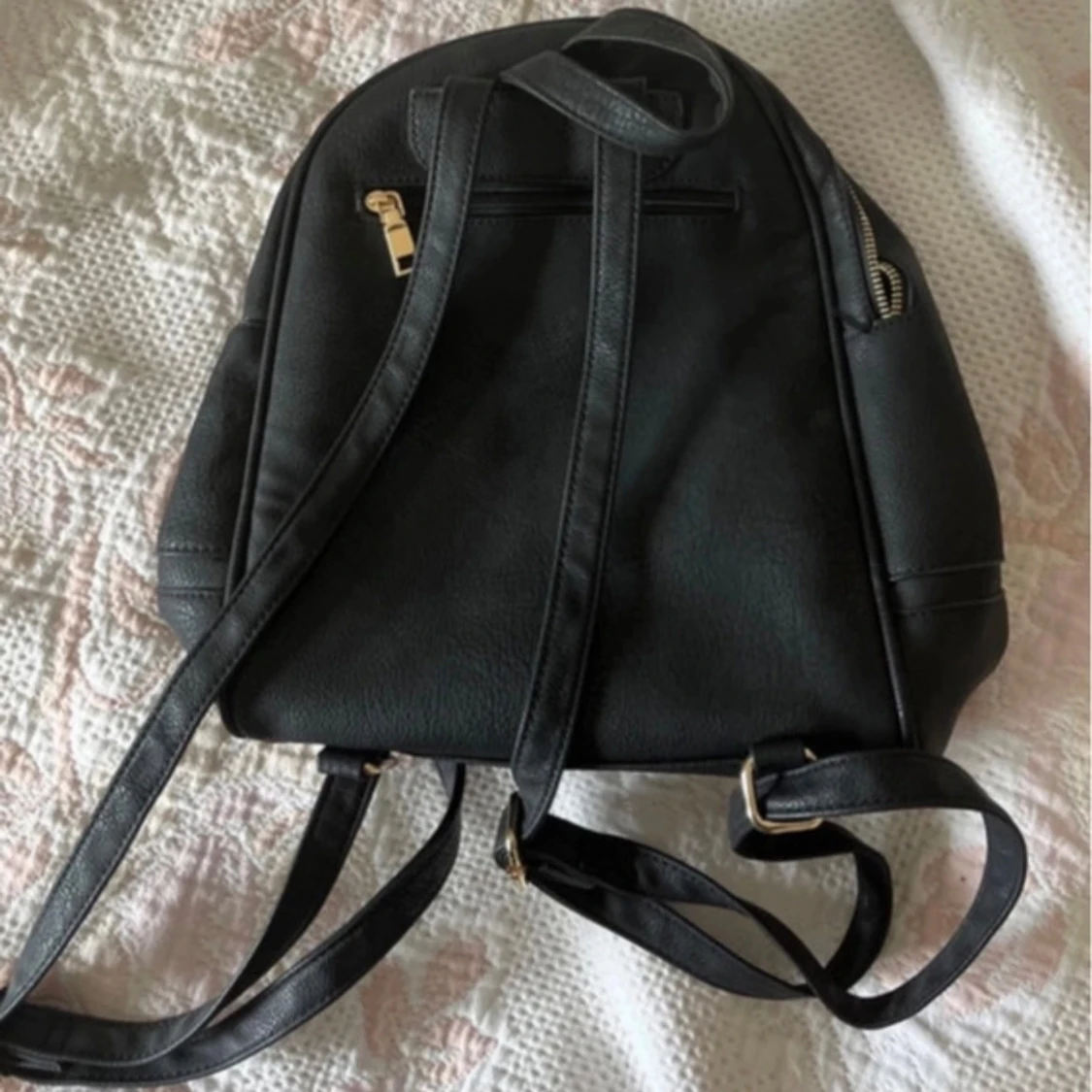 Svart ryggsäck från Michael Kors - 1