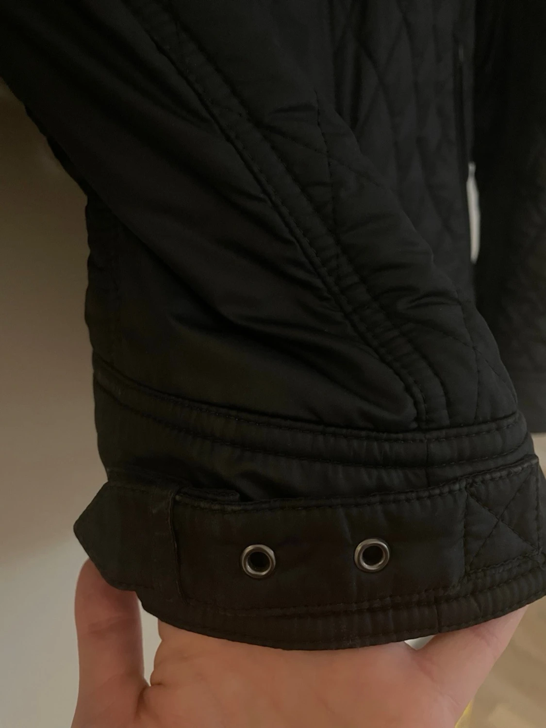 Svart quiltad jacka från Belstaff - 5