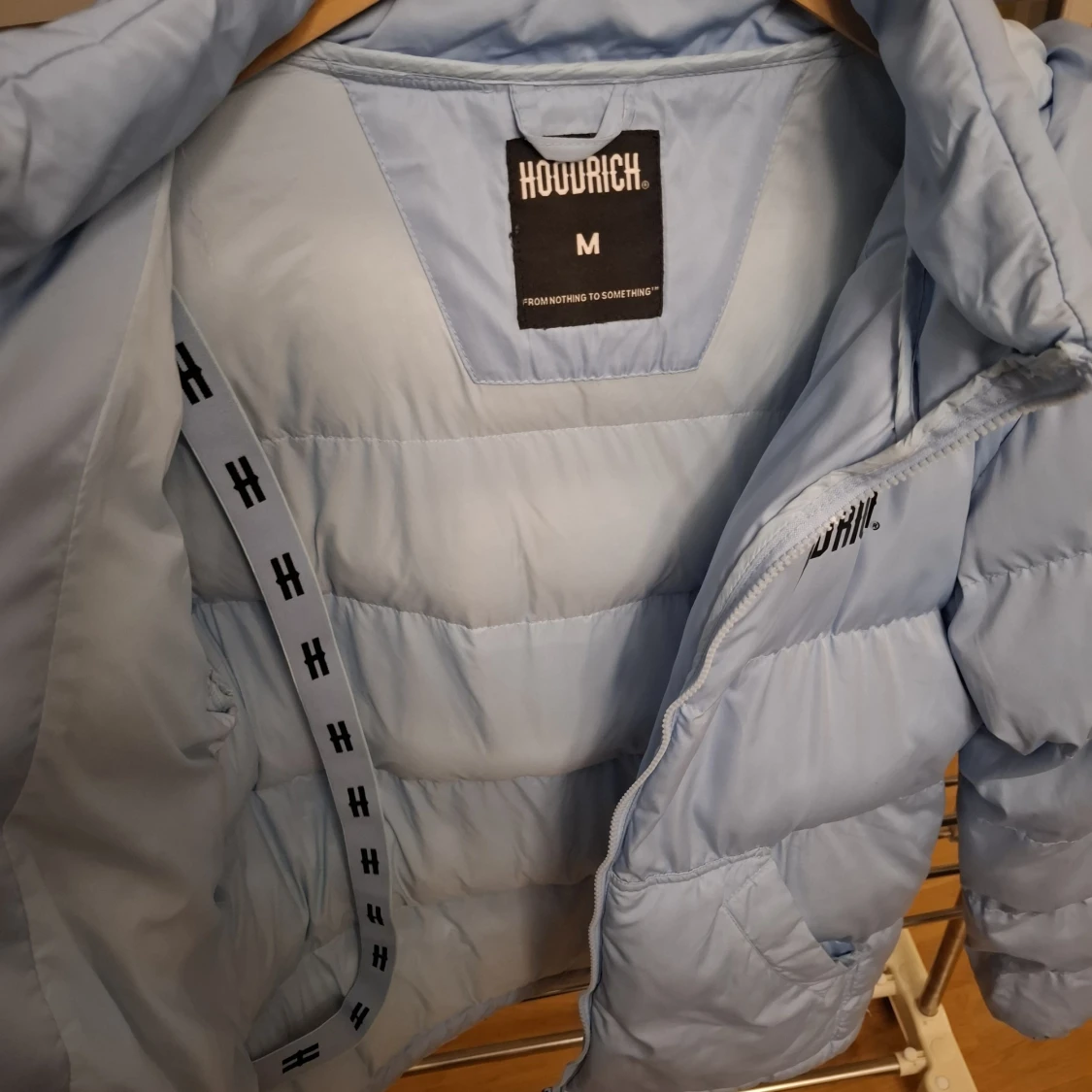 Ljusblå pufferjacka - 1