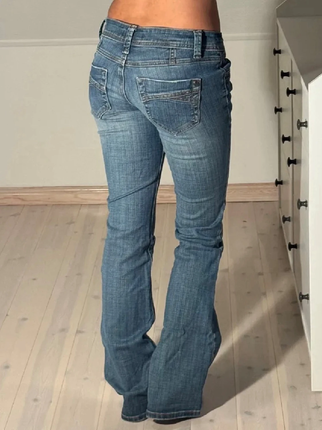 Low bootcut jeans  - 1