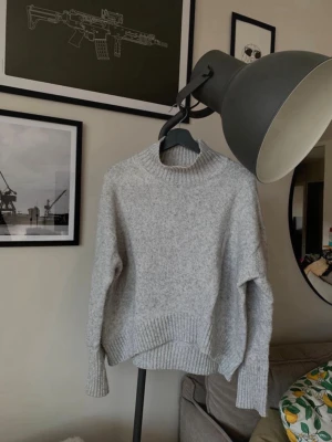 Stickad polotröja - Fin stickad polotröja från h&m