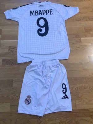 Mbappe jersey  - Helt ny jersey Mbappe .
