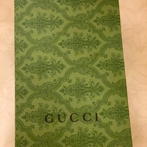 Keps från känt märke - No size helt ny allt som är med k bilden ingår.