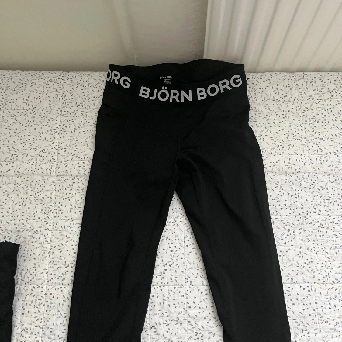 Svarta träningstights från Björn Borg