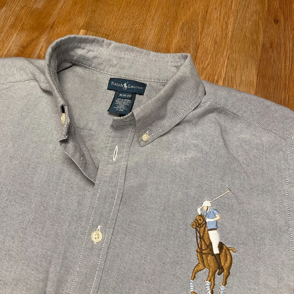 Grå skjorta från Ralph Lauren  - 2