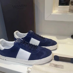 S@ker Flycrews navy 45 - S@ker Flycrews navy i storleken 45