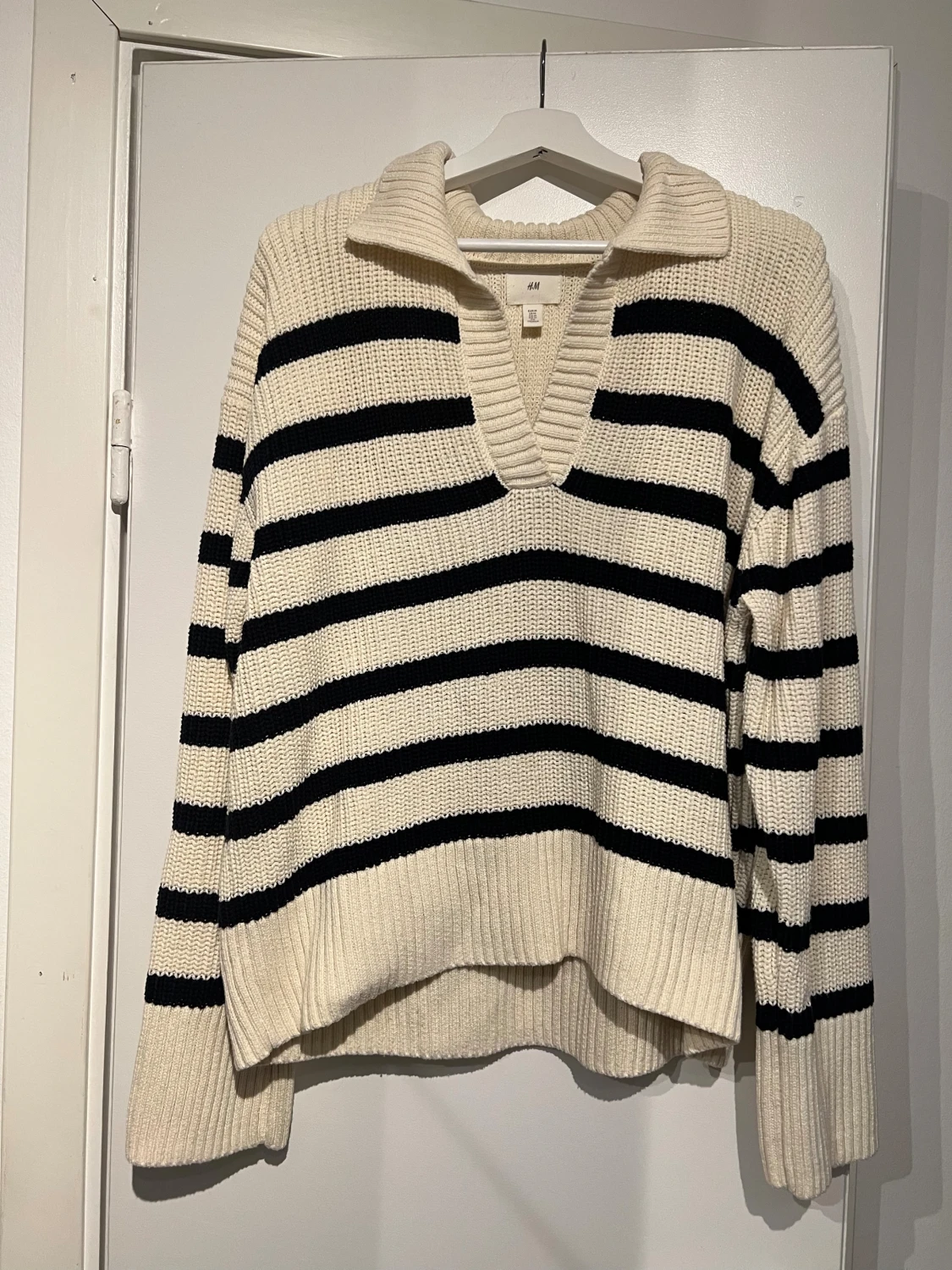 Randig stickad tröja från H&M