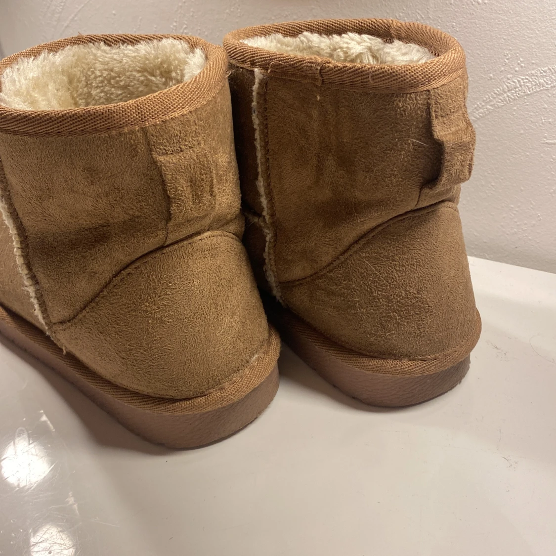 Bruna mockaboots med foder - 1