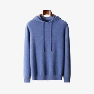 Blå merinuel hoodie  - Säljer nu denna tvär feta merinoull hoodie. Strl S. Passformen är normal.  Ny pris 699 mitt 499