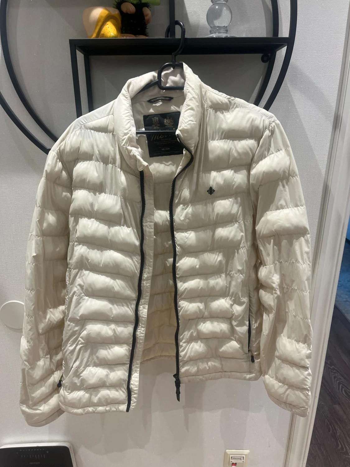 Vit dunjacka från Morris, M